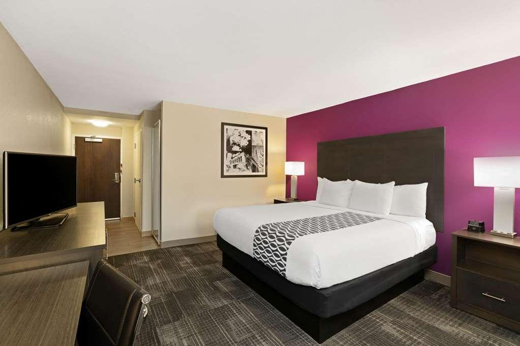 Hotel La Quinta By Wyndham Columbus Ms Habitación foto