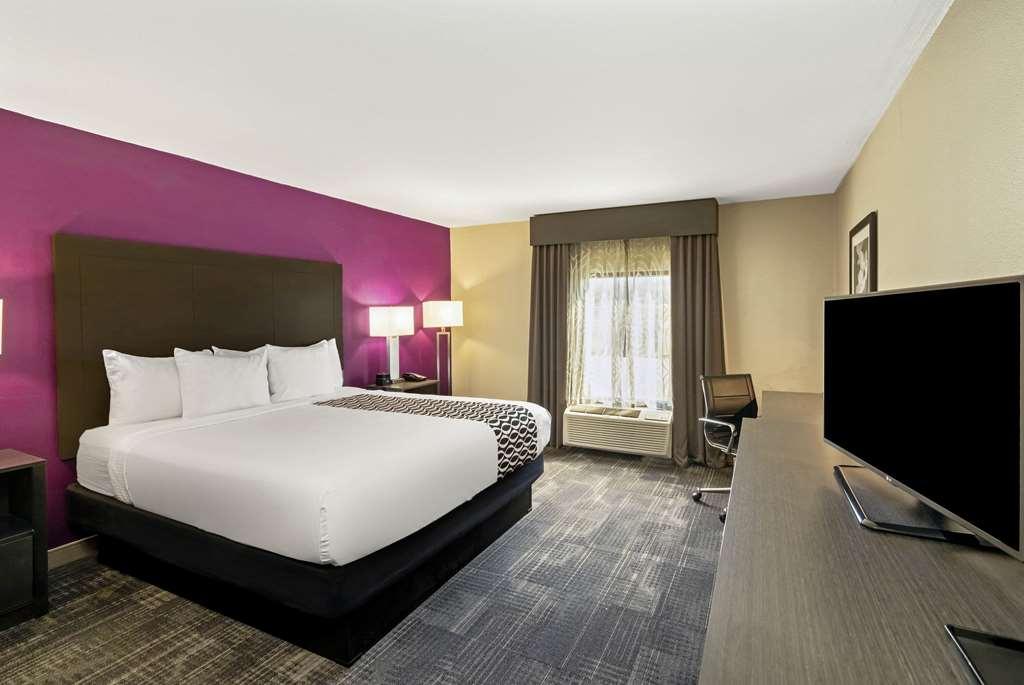 Hotel La Quinta By Wyndham Columbus Ms Habitación foto