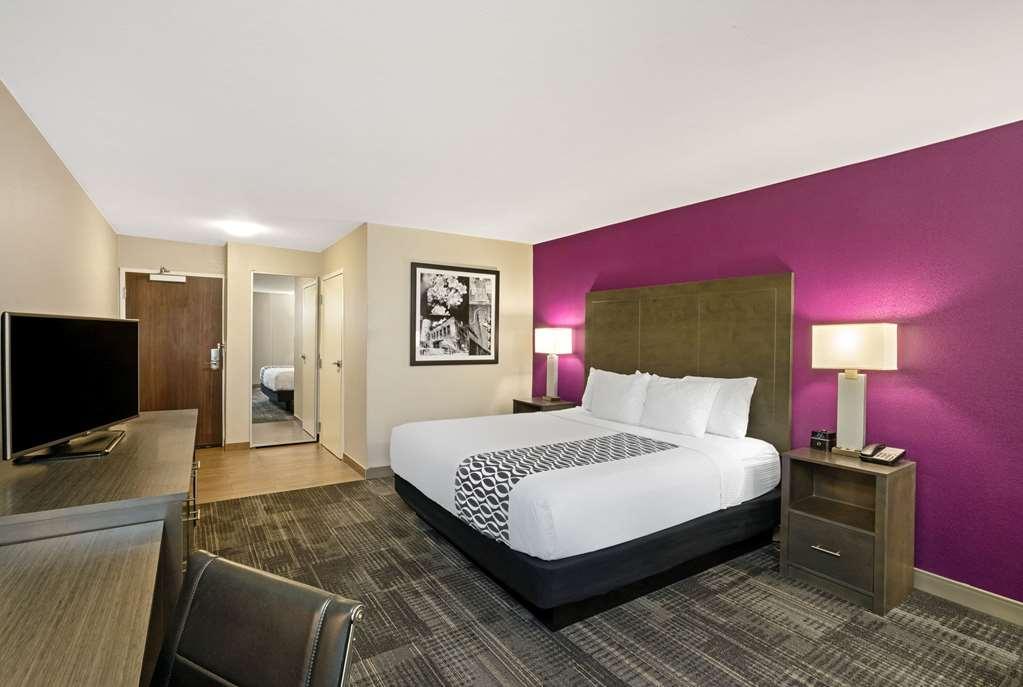 Hotel La Quinta By Wyndham Columbus Ms Habitación foto