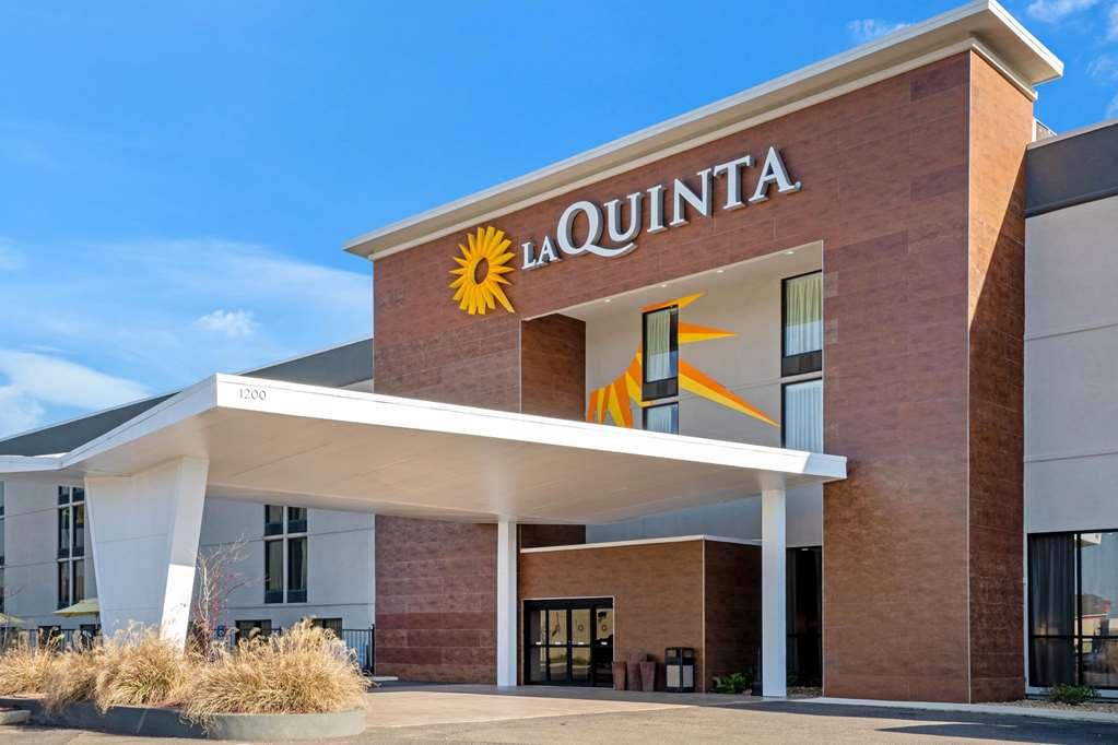 Hotel La Quinta By Wyndham Columbus Ms Exterior foto