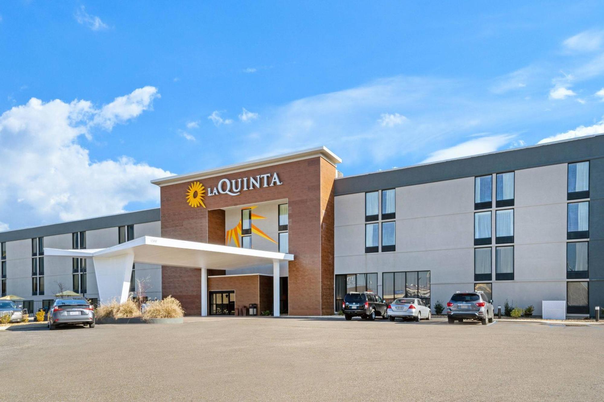 Hotel La Quinta By Wyndham Columbus Ms Exterior foto