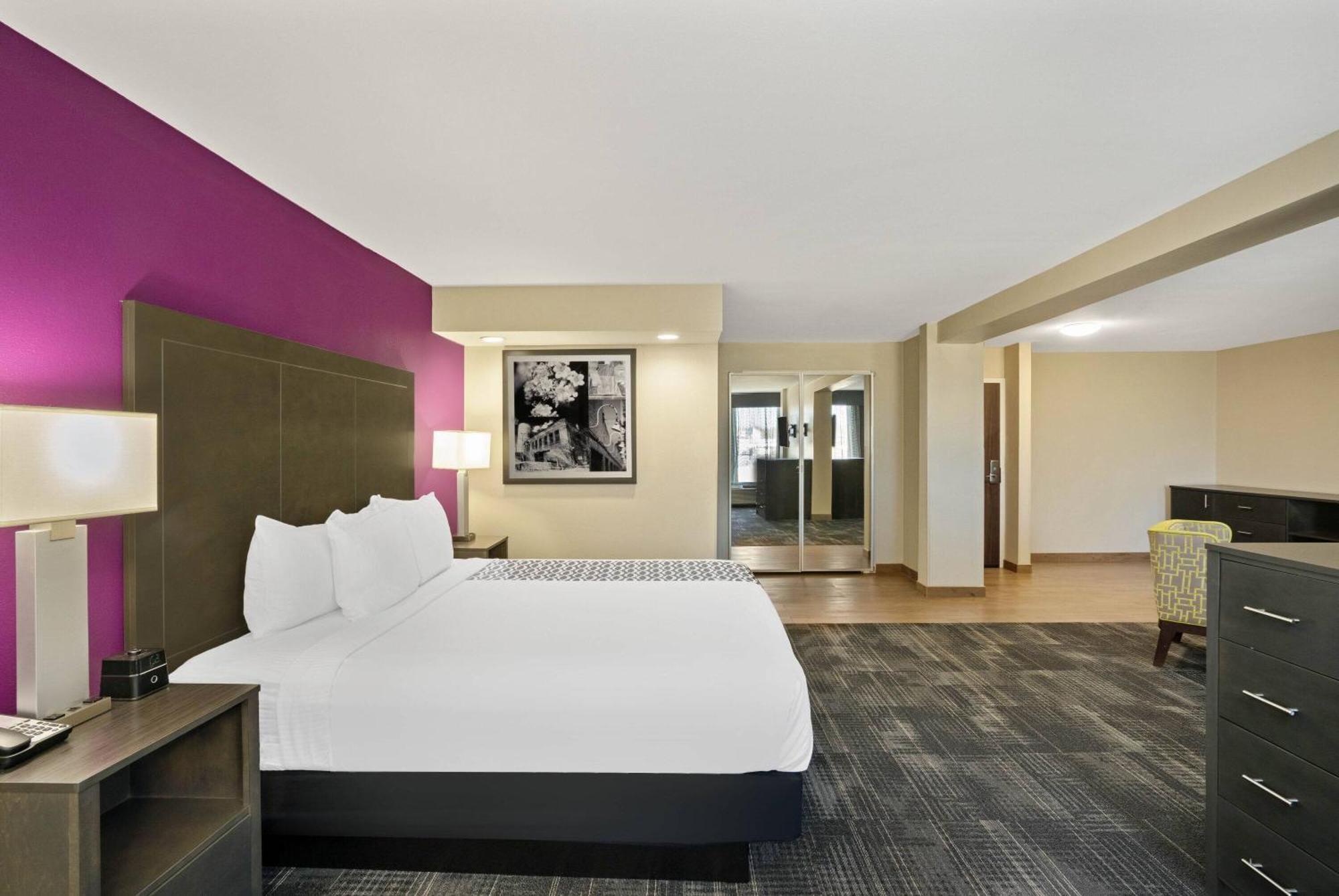 Hotel La Quinta By Wyndham Columbus Ms Exterior foto